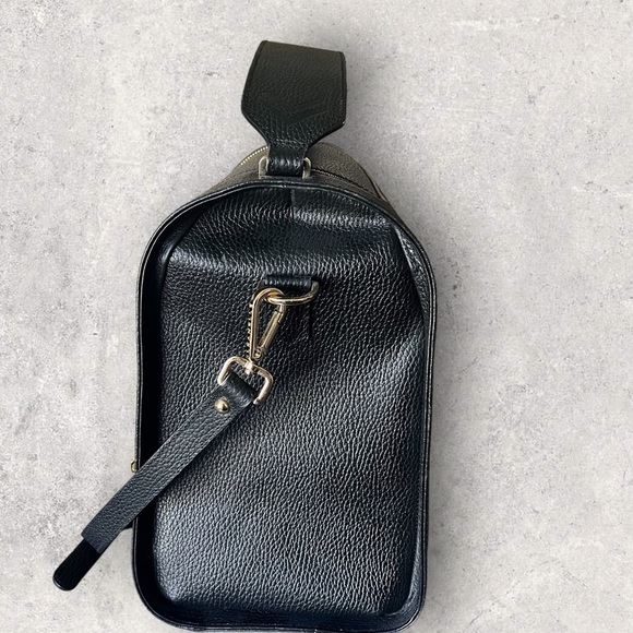 Leanelle Barcelona Bag in Black - Picture 4 of 13